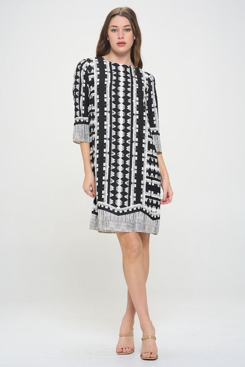 Geometric Print 3/4 Sleeve Shift Dress